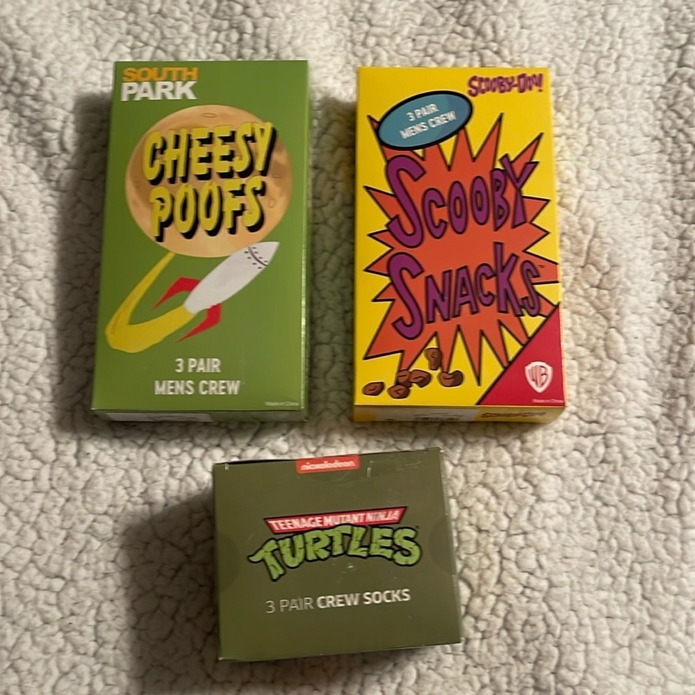 New three boxes of Novelty socks 10-13